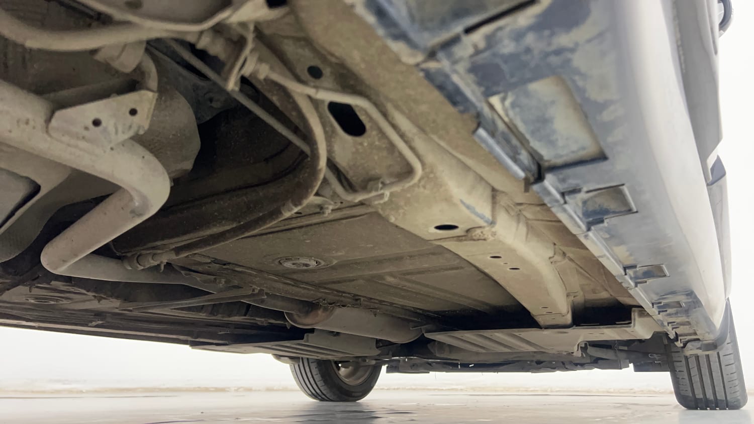 Used 2022 Maruti Suzuki Baleno Alpha AGS Petrol Automatic extra REAR RIGHT UNDERBODY VIEW
