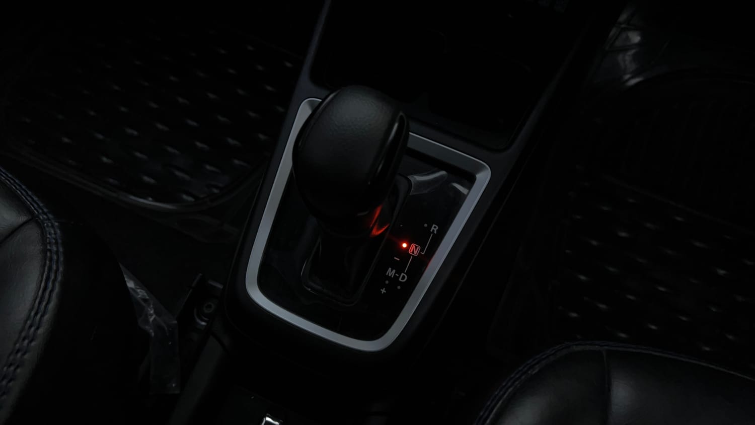 Used 2022 Maruti Suzuki Swift VXi AMT Petrol Automatic interior GEAR  KNOB VIEW