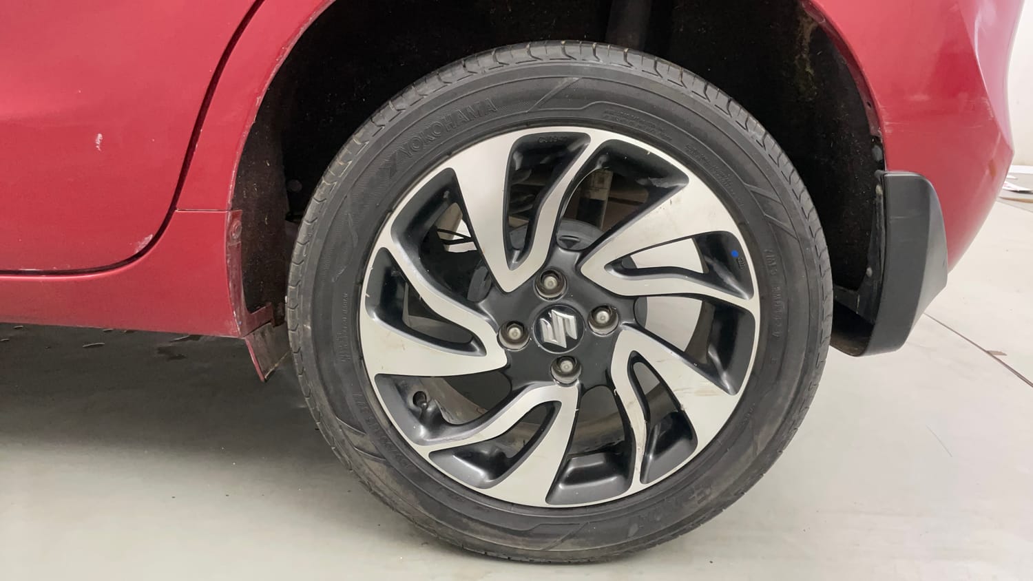 Used 2020 Maruti Suzuki Baleno Zeta Petrol Manual tyres LEFT REAR TYRE RIM VIEW