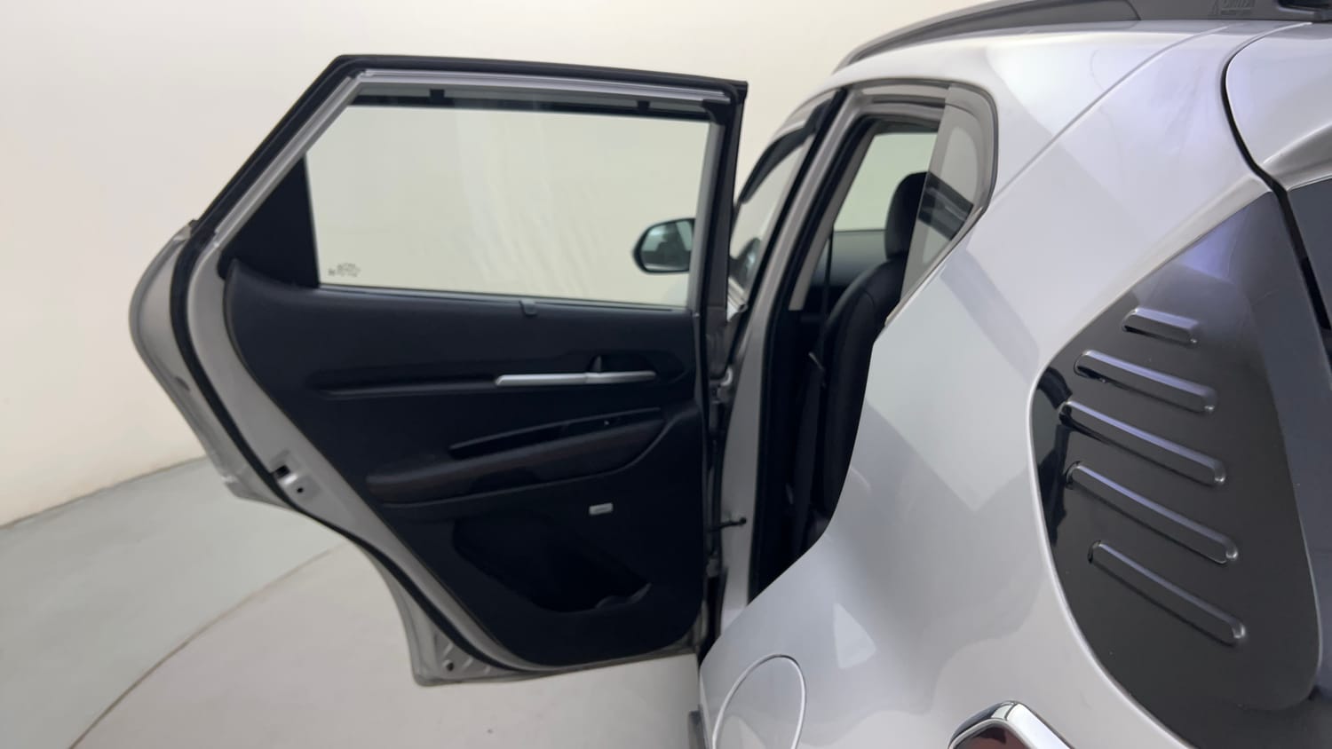 Used 2022 Kia Sonet GTX Plus 1.5 AT Diesel Automatic interior LEFT REAR DOOR OPEN VIEW