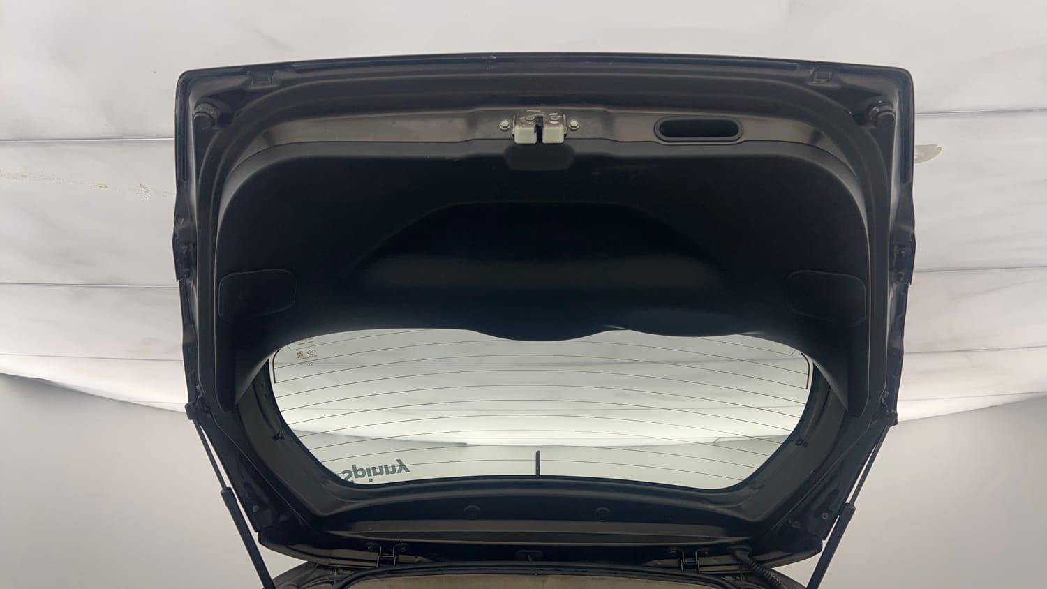 Used 2019 Honda WR-V VX MT Diesel Diesel Manual interior DICKY DOOR OPEN VIEW