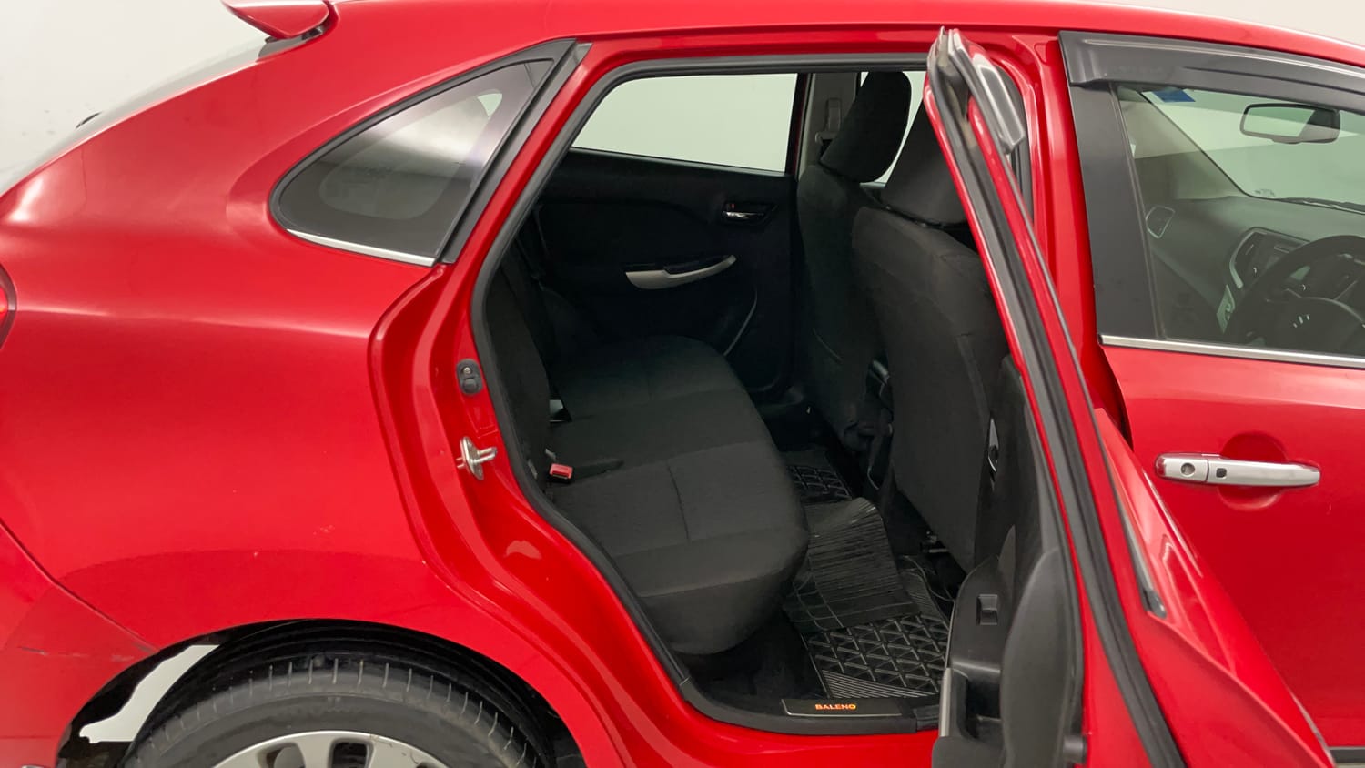 Used 2017 Maruti Suzuki Baleno Zeta 1.2 Petrol Manual interior RIGHT SIDE REAR DOOR CABIN VIEW
