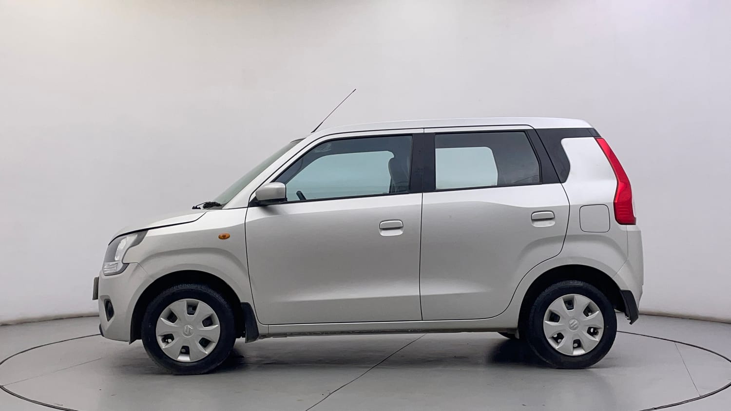 Used 2019 Maruti Suzuki Wagon R VXi 1.2 Petrol Manual exterior LEFT SIDE VIEW