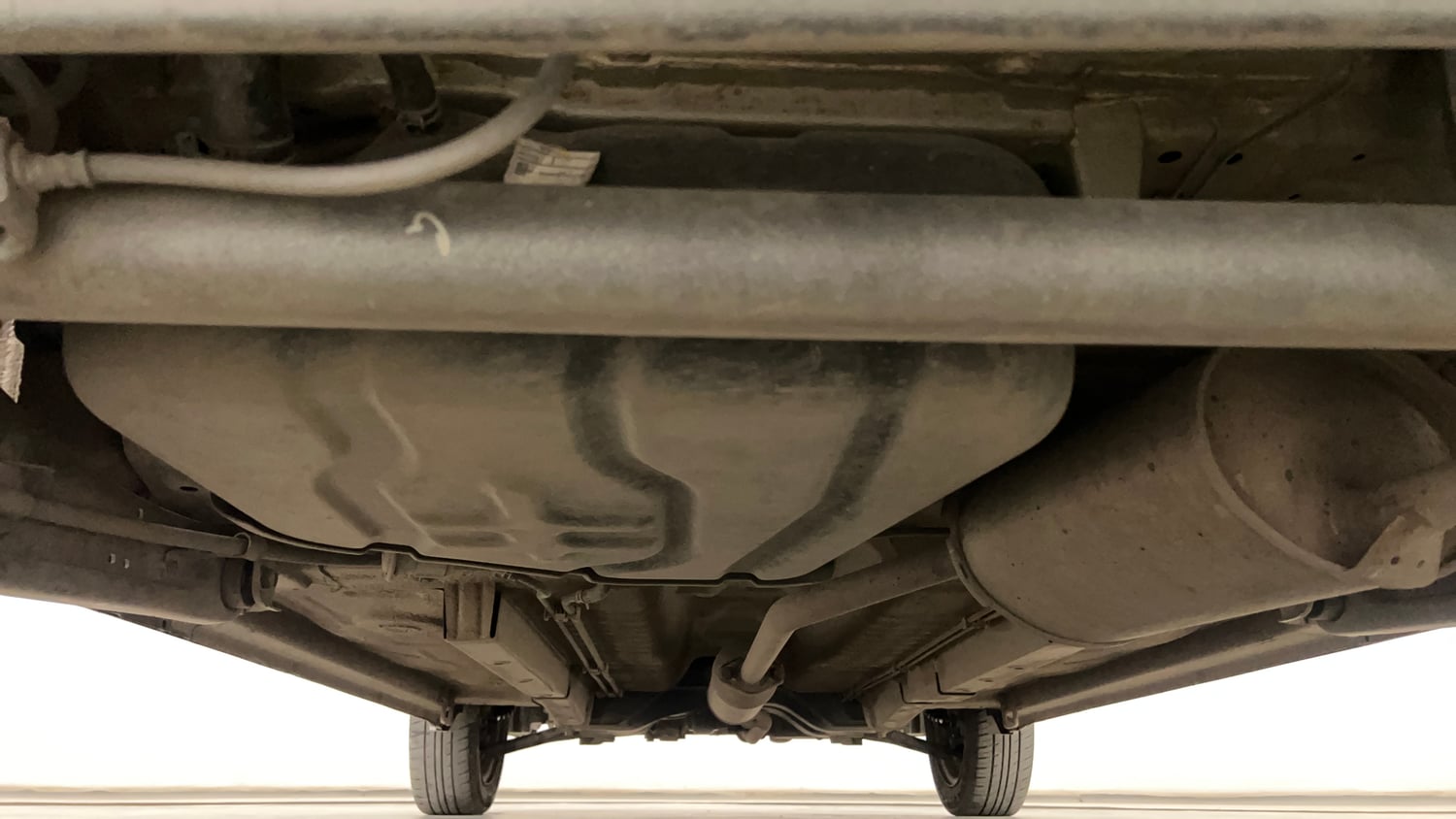 Used 2015 Maruti Suzuki Wagon R VXI Petrol Manual extra REAR UNDERBODY VIEW (TAKEN FROM REAR)