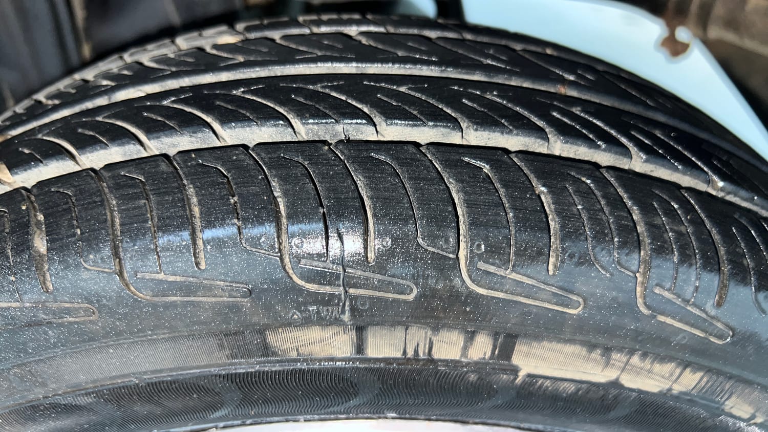 Used 2016 Maruti Suzuki Alto 800 VXi Petrol Manual tyres LEFT REAR TYRE TREAD VIEW