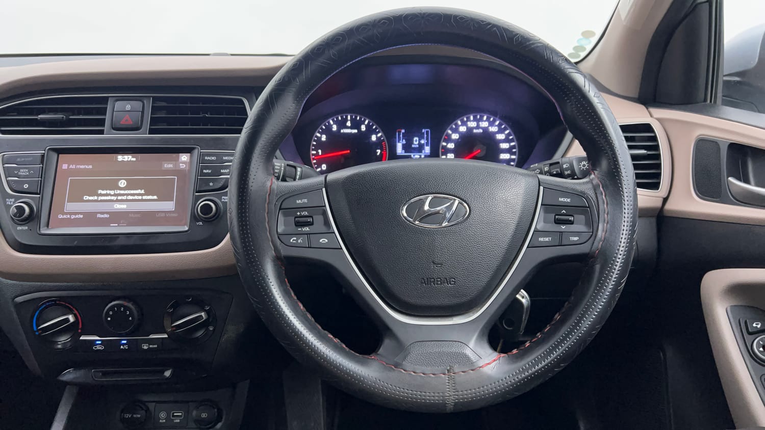 Used 2020 Hyundai Elite i20 Sportz Plus 1.2 Petrol Manual interior STEERING VIEW