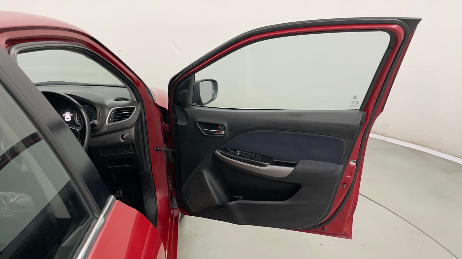 Used 2020 Maruti Suzuki Baleno Zeta Petrol Manual interior RIGHT FRONT DOOR OPEN VIEW