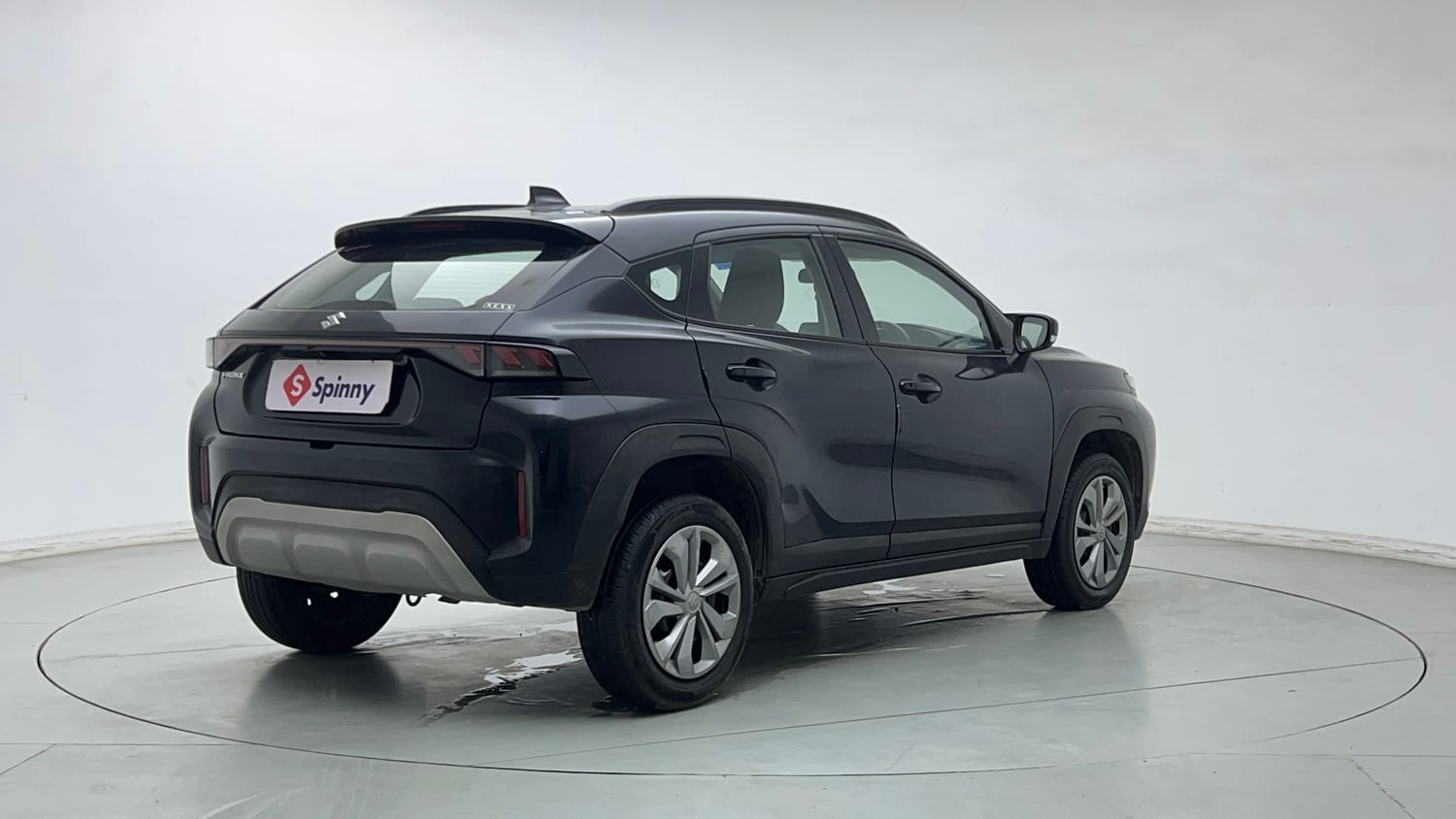 Used 2025 Maruti Suzuki Fronx Delta 1.2L MT Petrol Manual exterior RIGHT REAR CORNER VIEW