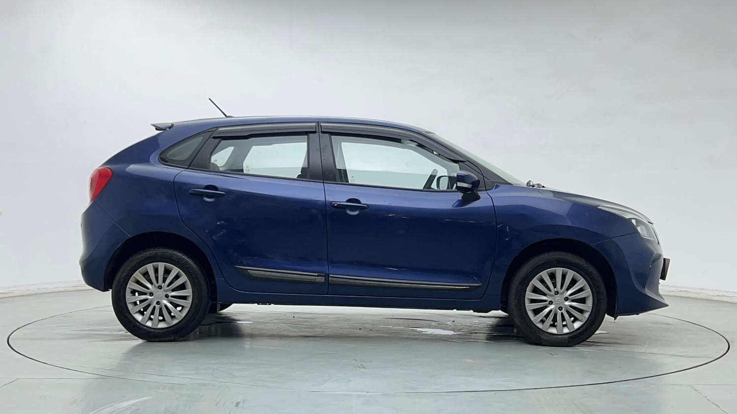 Used 2022 Maruti Suzuki Baleno Delta Petrol Manual exterior RIGHT SIDE VIEW