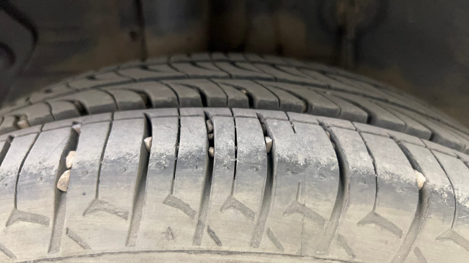 Used 2016 Hyundai Elite i20 Sportz 1.2 Petrol Manual tyres RIGHT REAR TYRE TREAD VIEW