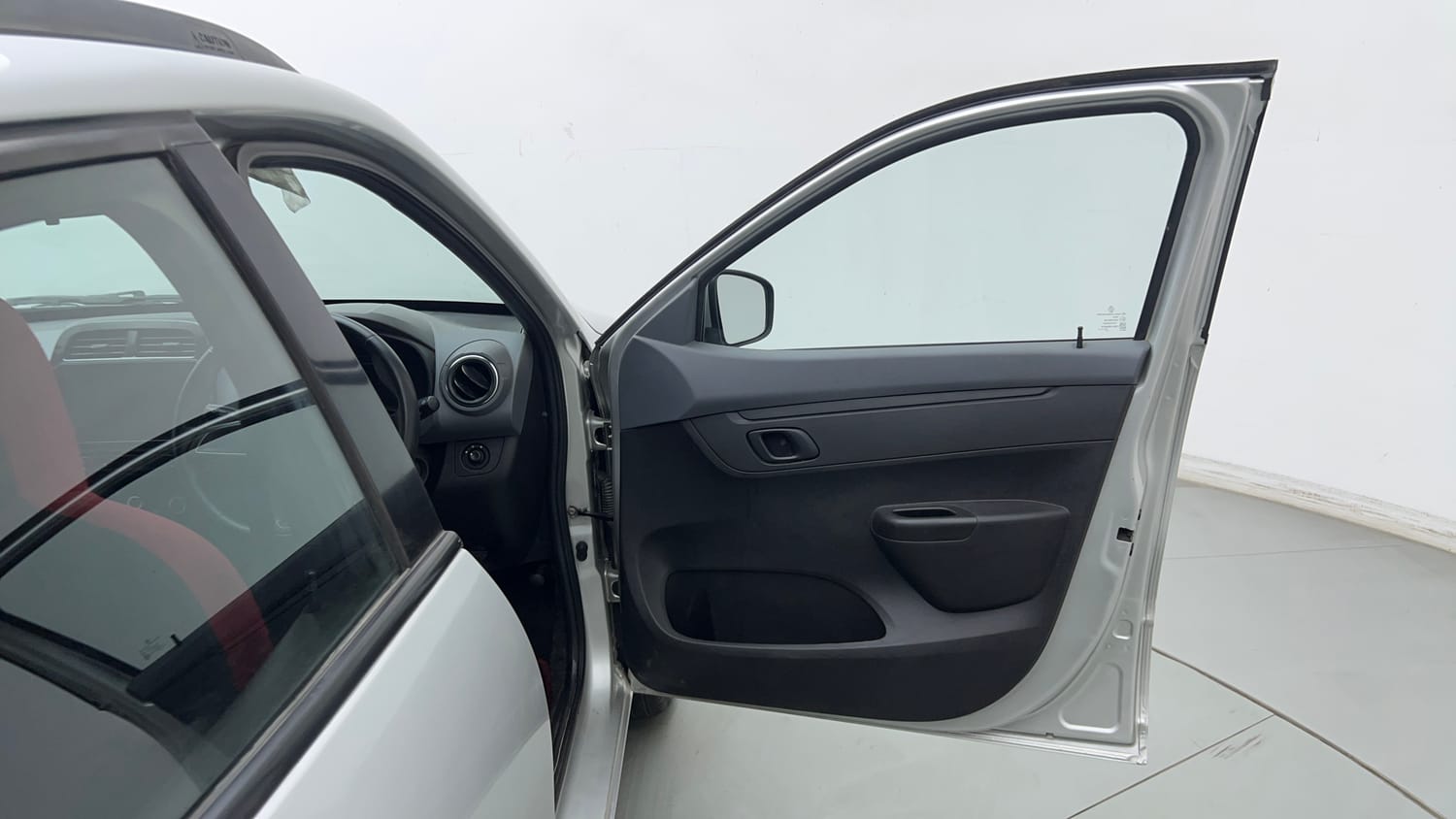 Used 2021 Renault Kwid RXT 1.0 (O) Petrol Manual interior RIGHT FRONT DOOR OPEN VIEW