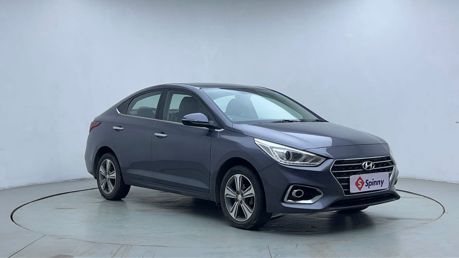 Used 2019 Hyundai Verna SX Plus 1.6 VTVT AT Petrol Automatic exterior RIGHT FRONT CORNER VIEW