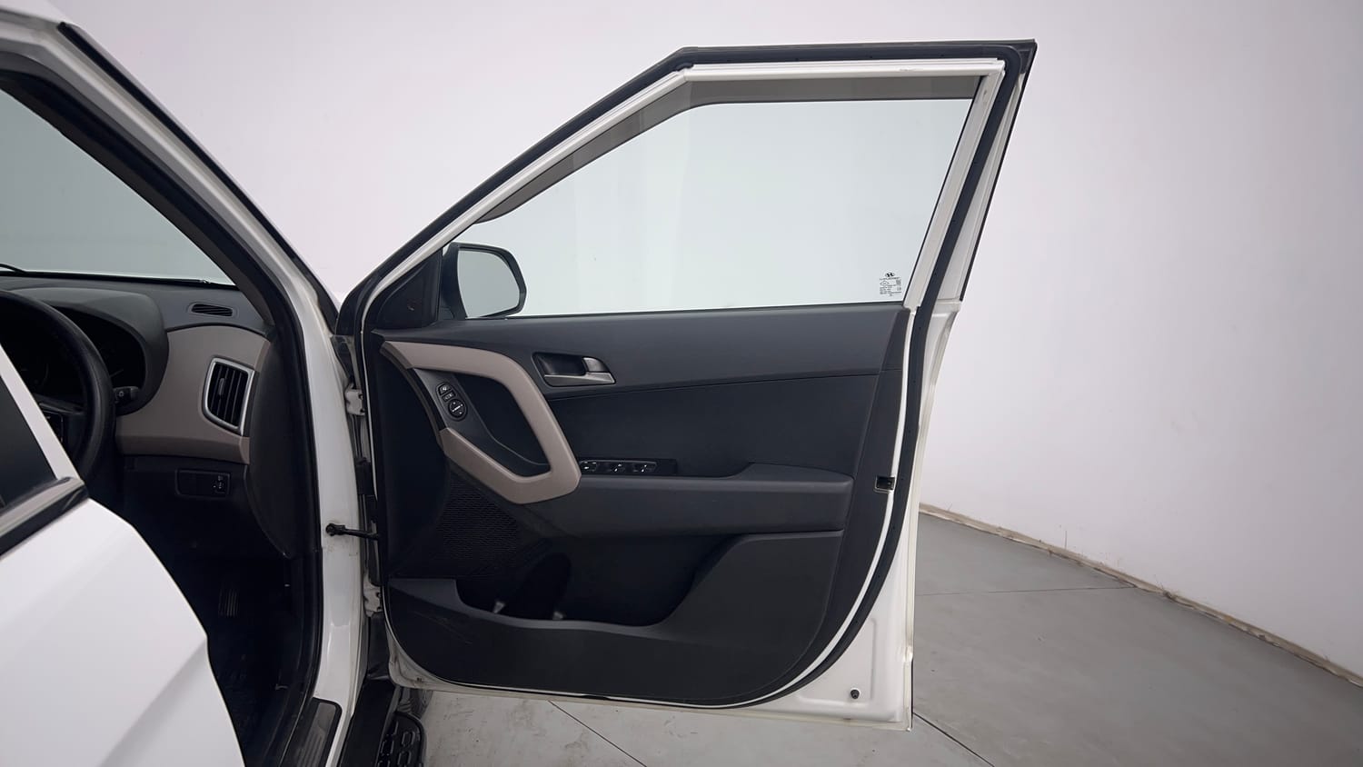 Used 2017 Hyundai Creta 1.6 SX Plus Petrol Petrol Manual interior RIGHT FRONT DOOR OPEN VIEW