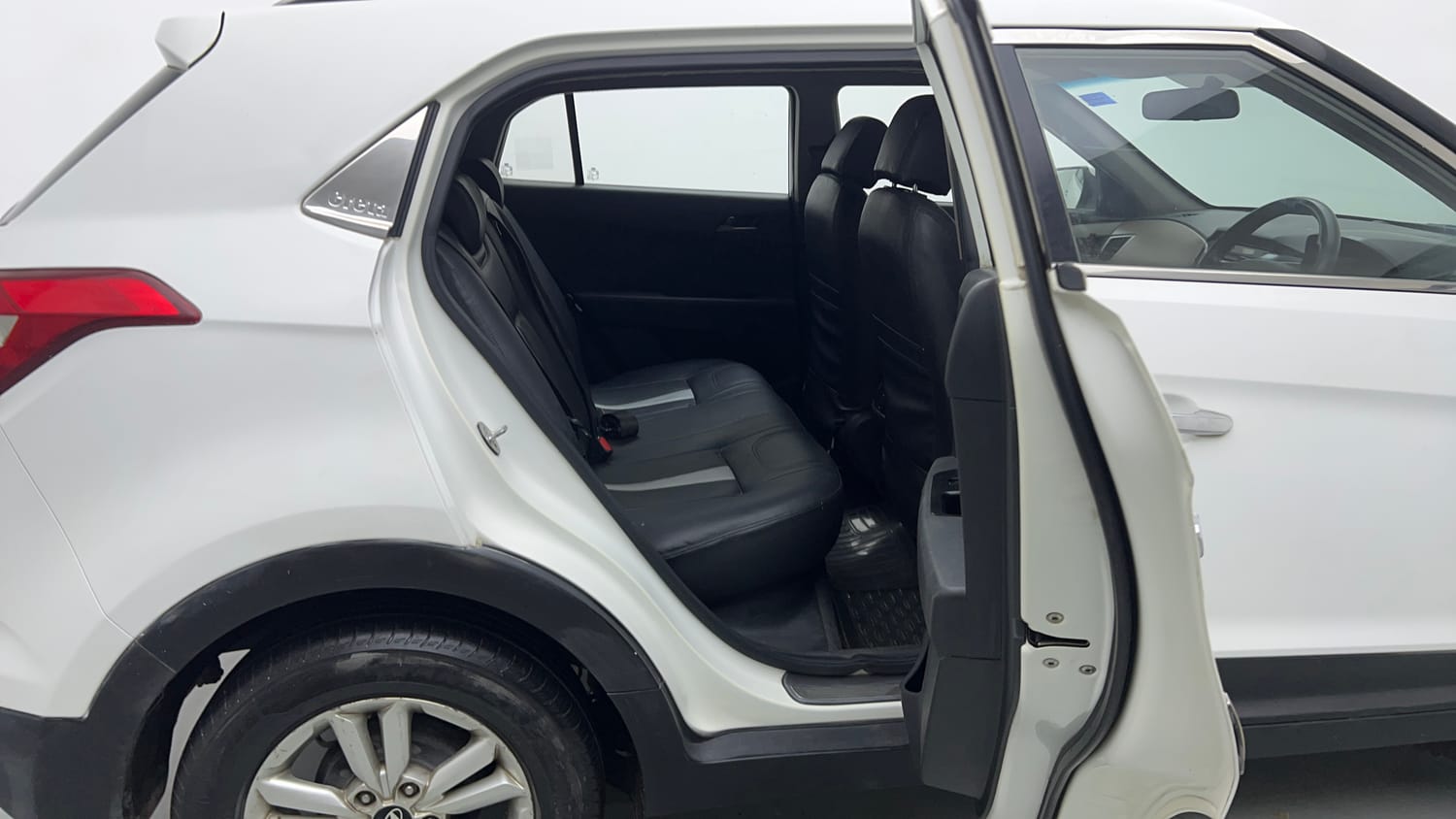Used 2015 Hyundai Creta 1.6 SX Plus Petrol Petrol Manual interior RIGHT SIDE REAR DOOR CABIN VIEW