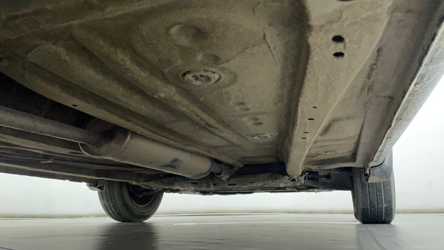 Used 2024 Maruti Suzuki Ignis Sigma 1.2 MT Petrol Manual extra REAR RIGHT UNDERBODY VIEW