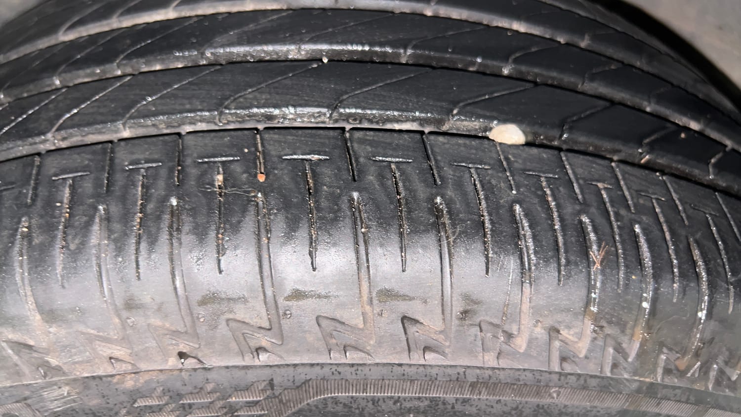 Used 2024 Honda Elevate ZX CVT Petrol Automatic tyres LEFT REAR TYRE TREAD VIEW