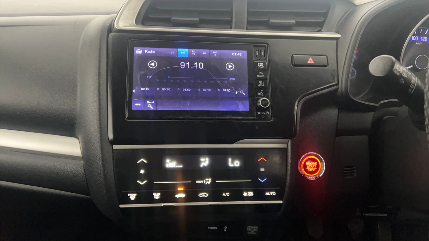Used 2019 Honda WR-V VX MT Diesel Diesel Manual interior MUSIC SYSTEM & AC CONTROL VIEW