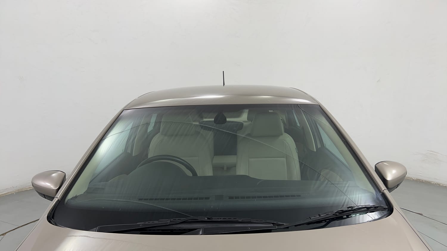 Used 2019 Volkswagen Vento Highline Plus 1.5 AT (D) 16 Alloy Diesel Automatic exterior FRONT WINDSHIELD VIEW