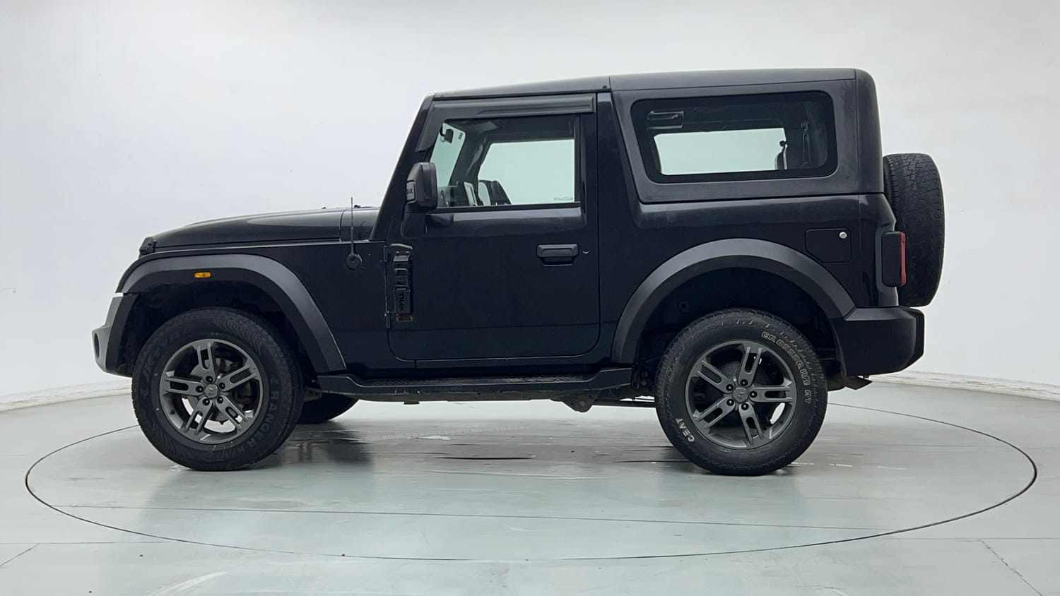Used 2023 mahindra Thar LX Hard Top Petrol AT 4WD Petrol Automatic exterior LEFT SIDE VIEW