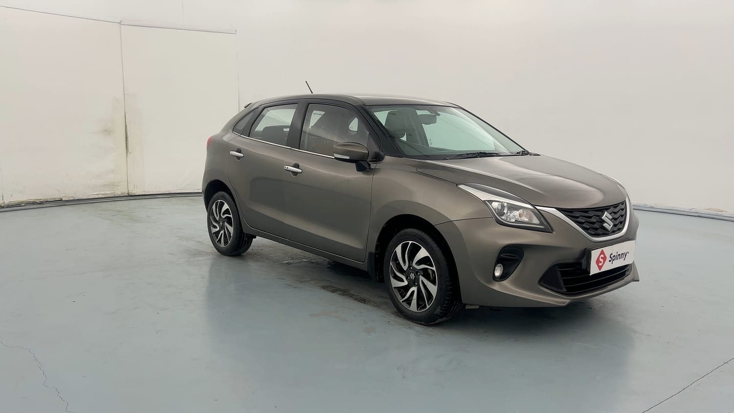 Used 2020 Maruti Suzuki Baleno Zeta Petrol Manual exterior RIGHT FRONT CORNER VIEW