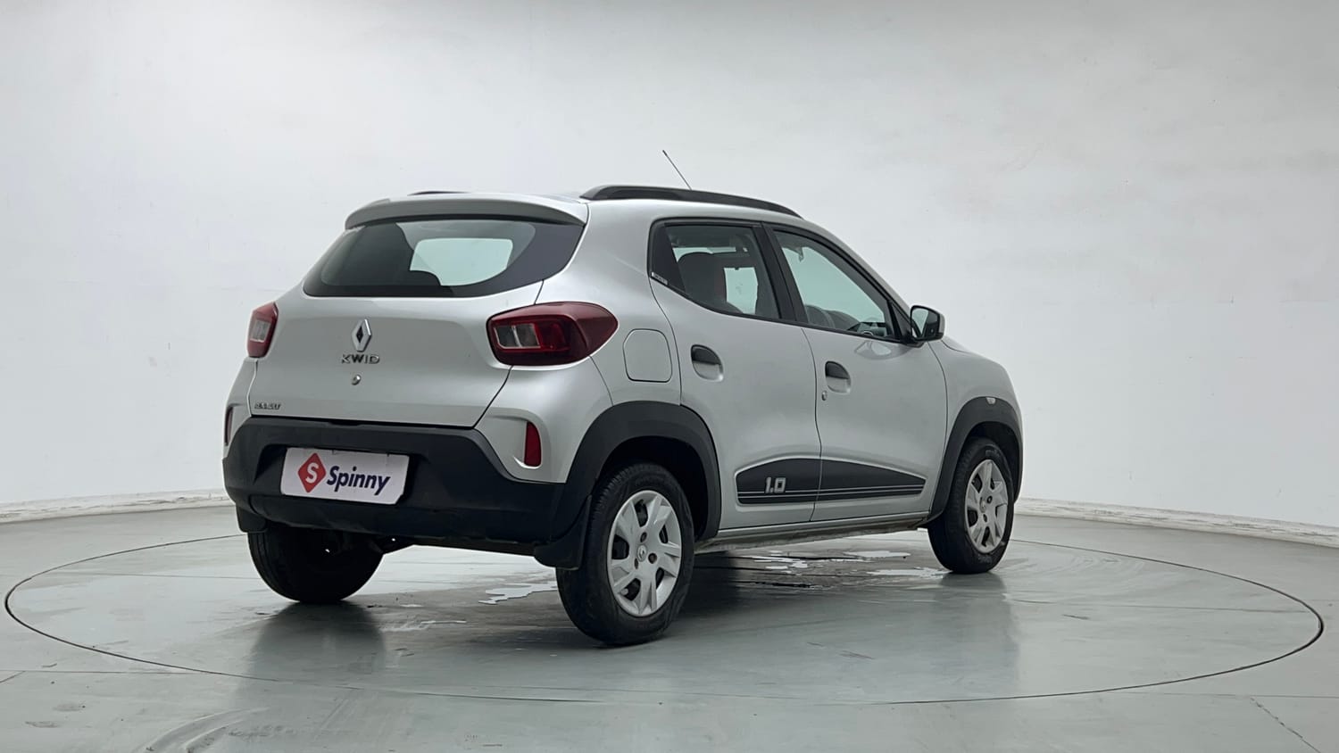 Used 2021 Renault Kwid RXT 1.0 (O) Petrol Manual exterior RIGHT REAR CORNER VIEW