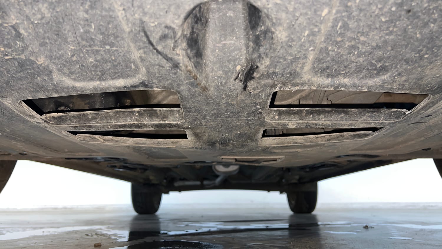 Used 2015 Hyundai Creta 1.6 SX Plus Petrol Petrol Manual extra FRONT LEFT UNDERBODY VIEW