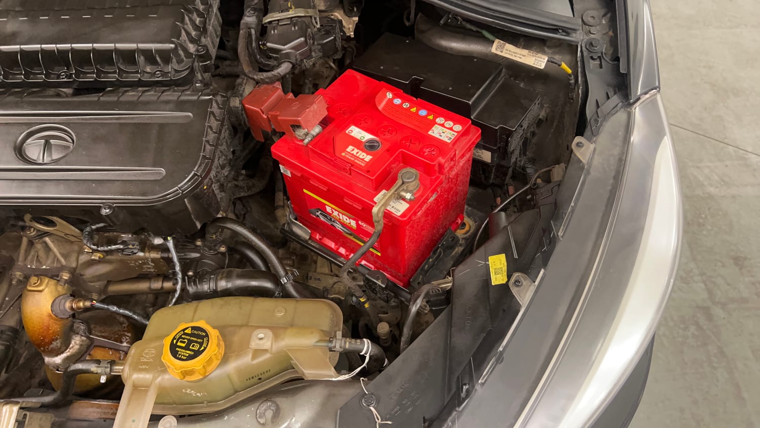 Used 2023 Tata Tigor XZ Plus CNG Cng Manual engine ENGINE LEFT SIDE VIEW