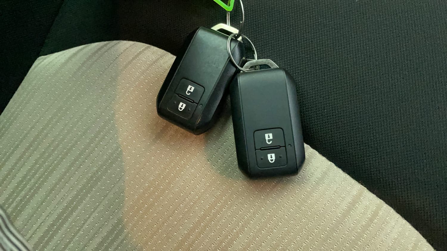Used 2023 Toyota Glanza V AMT Petrol Automatic extra CAR KEY VIEW