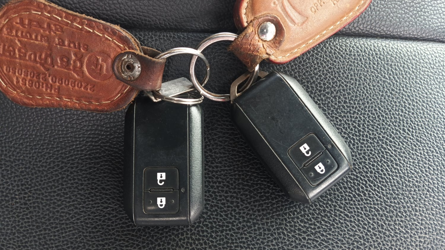 Used 2021 Maruti Suzuki Swift ZXi Plus Petrol Manual extra CAR KEY VIEW