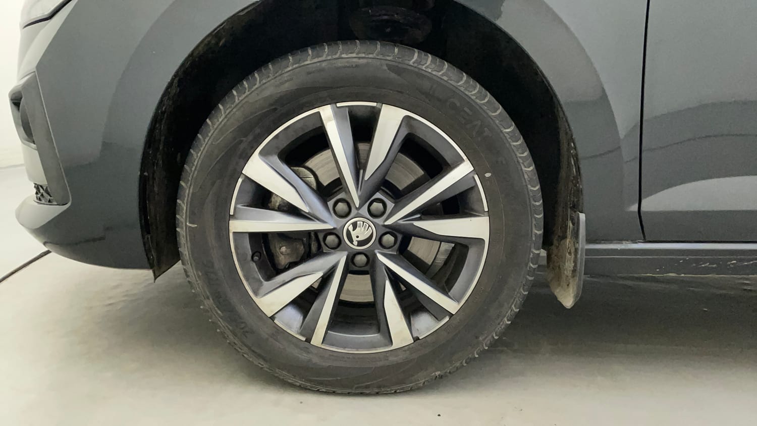 Used 2023 Skoda Slavia Style 1.5L TSI DSG Petrol Automatic tyres LEFT FRONT TYRE RIM VIEW