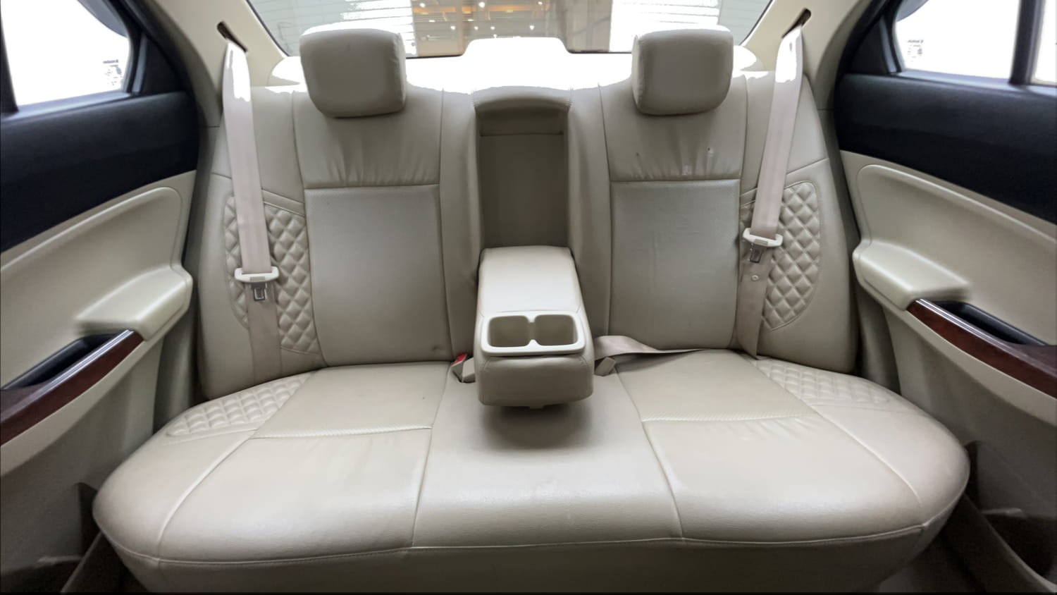 Used 2018 Maruti Suzuki Dzire ZXi Plus AMT Petrol Automatic interior REAR SEAT CONDITION VIEW