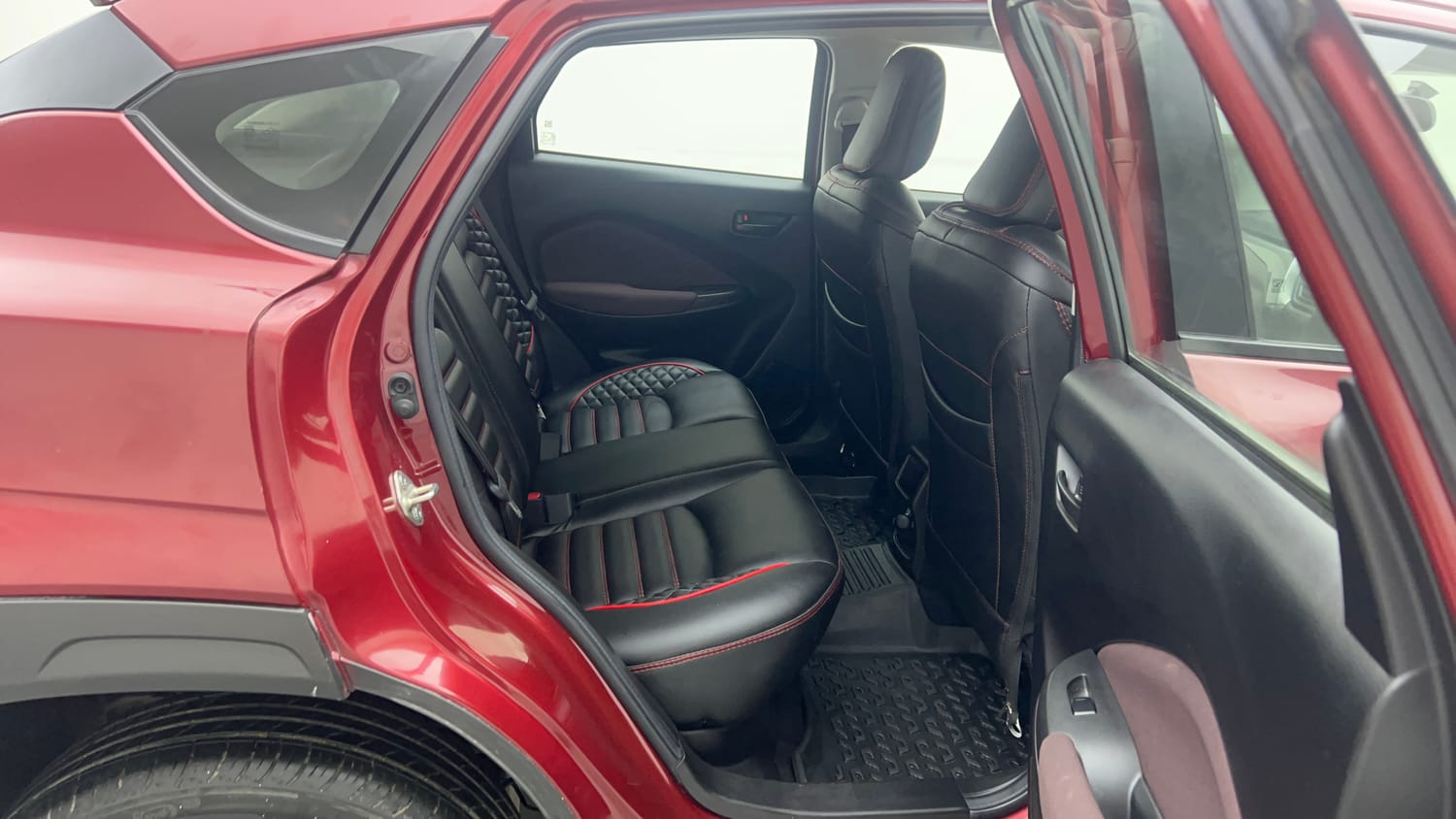 Used 2024 Maruti Suzuki Fronx Delta Plus 1.2L AGS Petrol Automatic interior RIGHT SIDE REAR DOOR CABIN VIEW