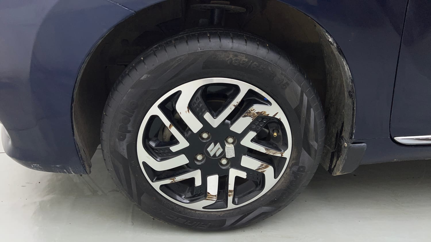 Used 2025 Maruti Suzuki Baleno Sigma MT Petrol Manual tyres LEFT FRONT TYRE RIM VIEW