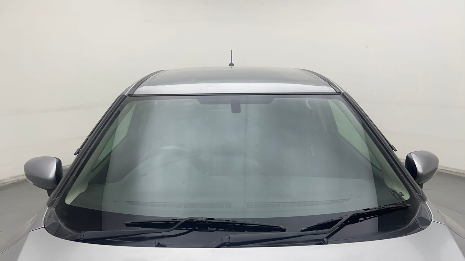 Used 2018 Maruti Suzuki Baleno Zeta 1.2 AT Petrol Automatic exterior FRONT WINDSHIELD VIEW