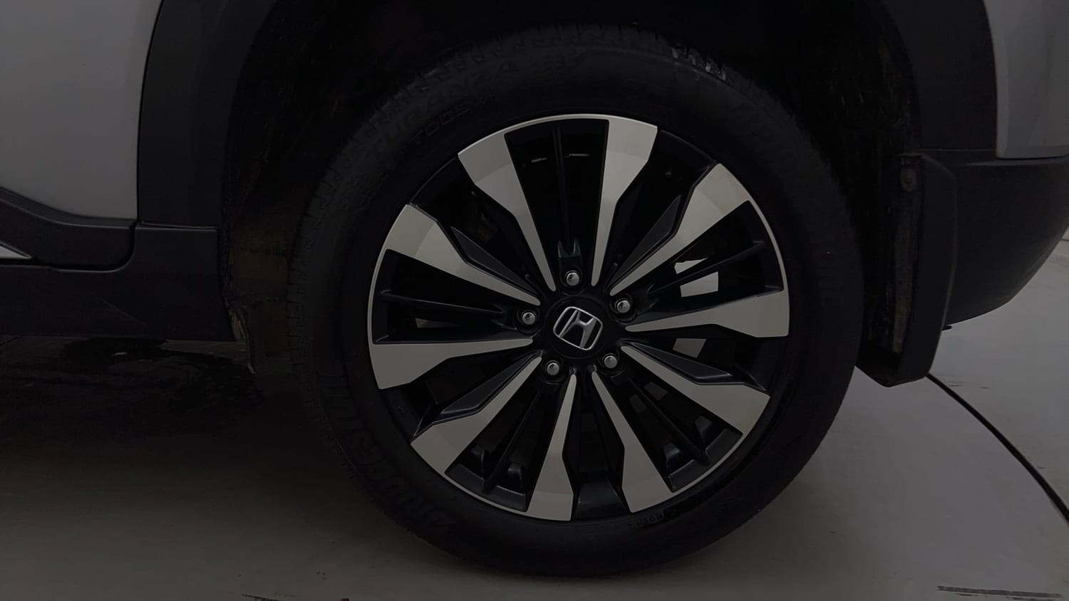 Used 2024 Honda Elevate ZX CVT Petrol Automatic tyres LEFT REAR TYRE RIM VIEW