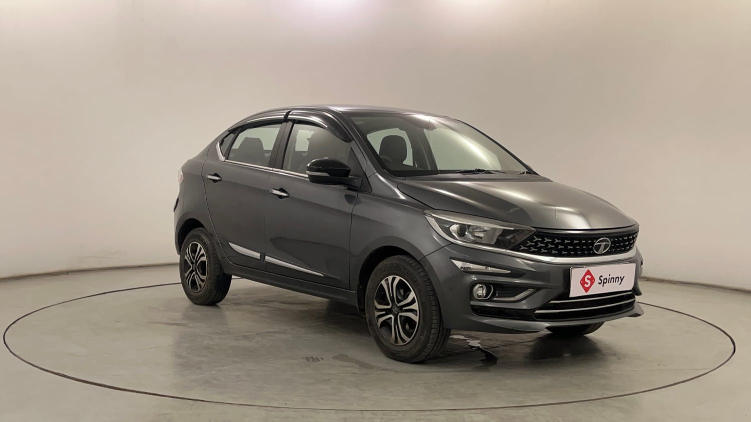 Used 2023 Tata Tigor XZ Plus CNG Cng Manual exterior RIGHT FRONT CORNER VIEW