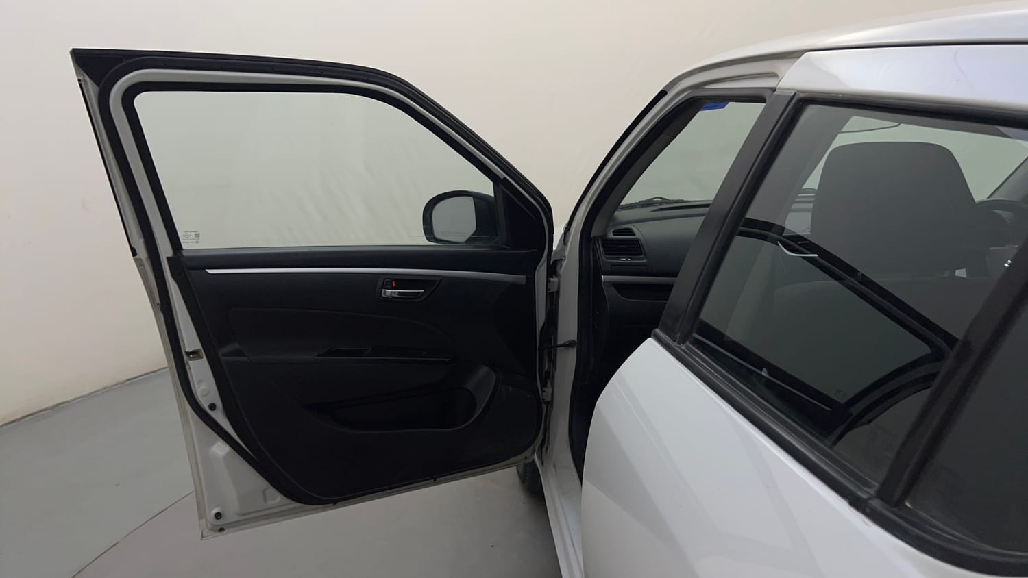 Used 2012 Maruti Suzuki Swift VXi Petrol Manual interior LEFT FRONT DOOR OPEN VIEW