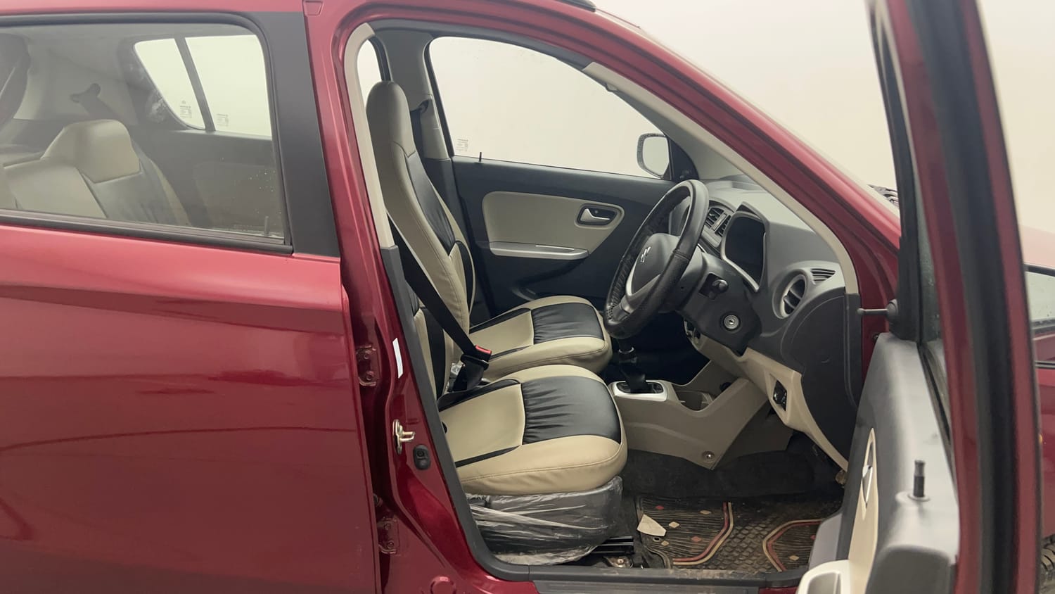 Used 2019 Maruti Suzuki Alto K10 VXI CNG (Outside Fitted) Cng Manual interior RIGHT SIDE FRONT DOOR CABIN VIEW