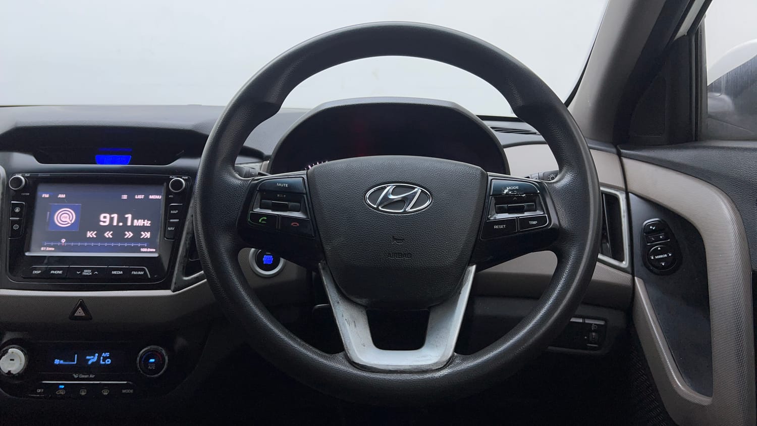 Used 2015 Hyundai Creta 1.6 SX Plus Petrol Petrol Manual interior STEERING VIEW