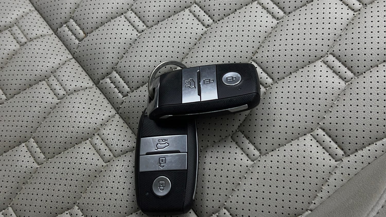 Used 2020 Kia Seltos HTX 1.5 Petrol Manual extra CAR KEY VIEW