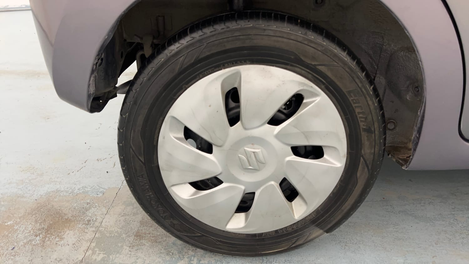 Used 2016 Maruti Suzuki Celerio VXi Petrol Manual tyres RIGHT REAR TYRE RIM VIEW