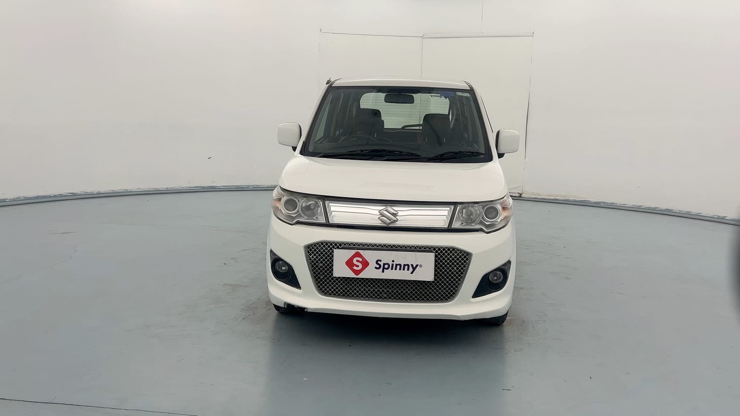 Used 2017 Maruti Suzuki Wagon R VXI+ AMT Petrol Automatic exterior RIGHT FRONT CORNER VIEW