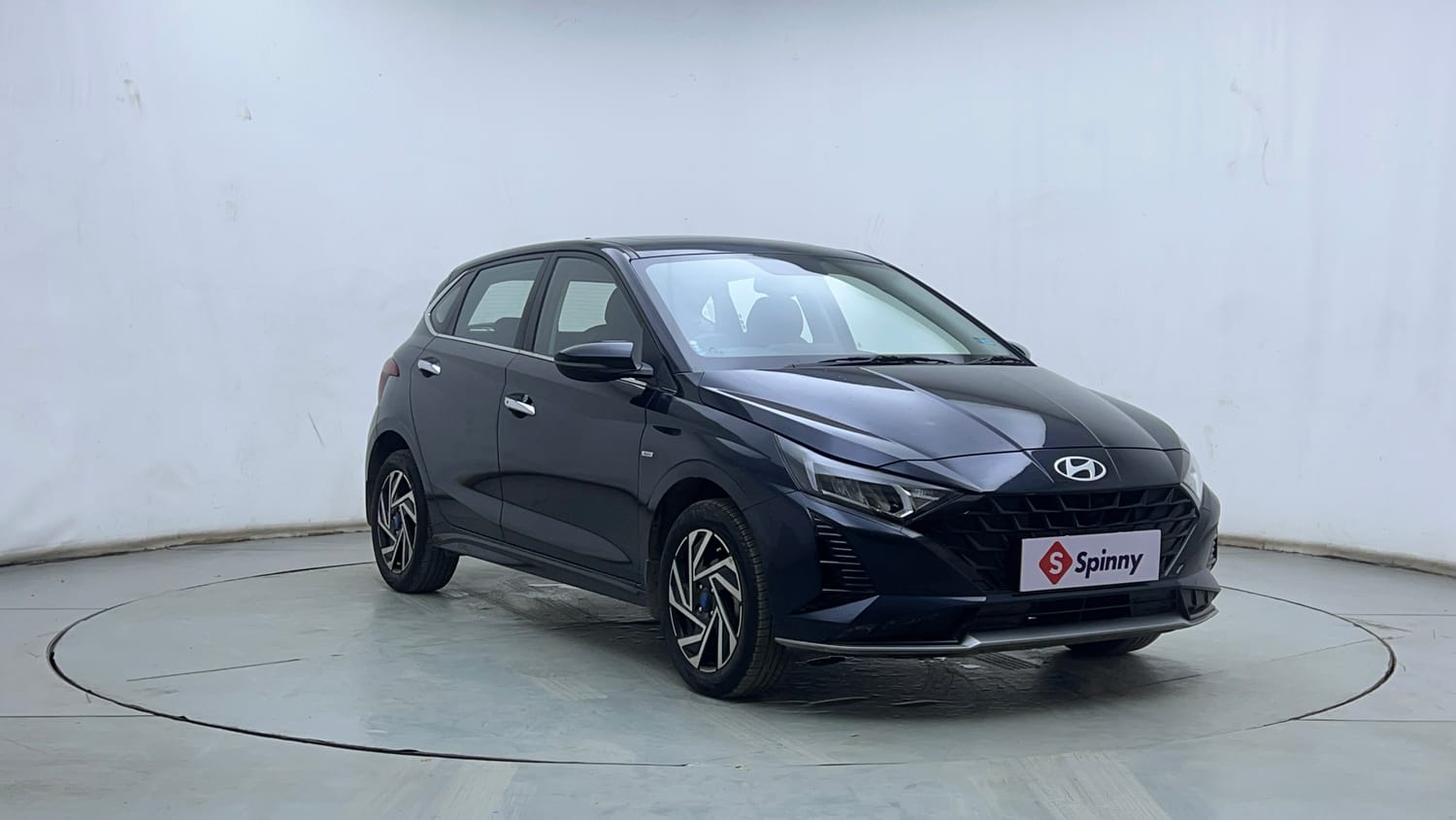 Used 2025 Hyundai New i20 Asta (O) 1.2 IVT Petrol Automatic exterior RIGHT FRONT CORNER VIEW