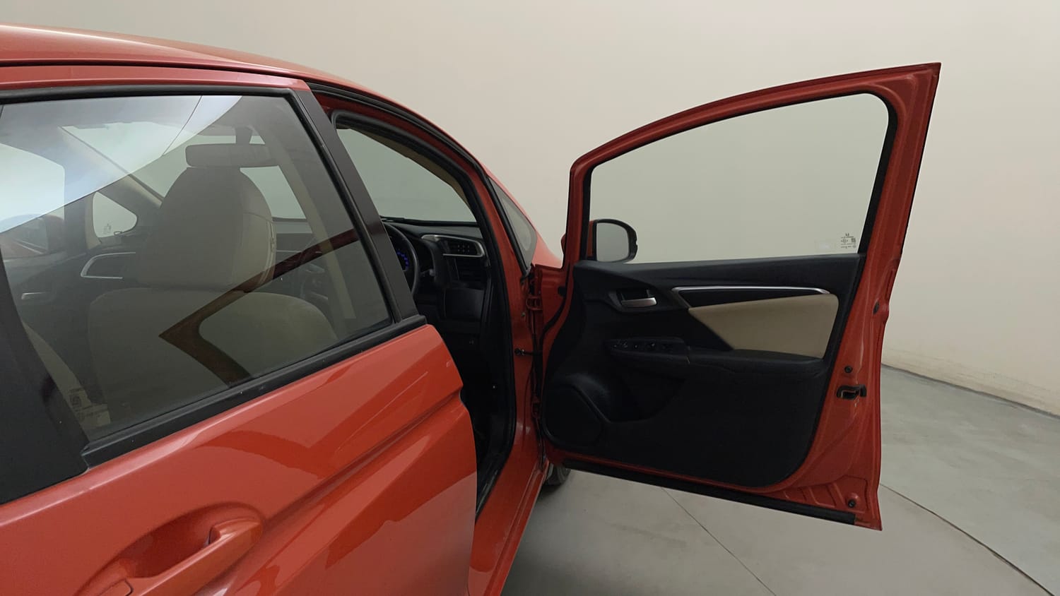 Used 2016 Honda Jazz V AT Petrol Petrol Automatic interior RIGHT FRONT DOOR OPEN VIEW