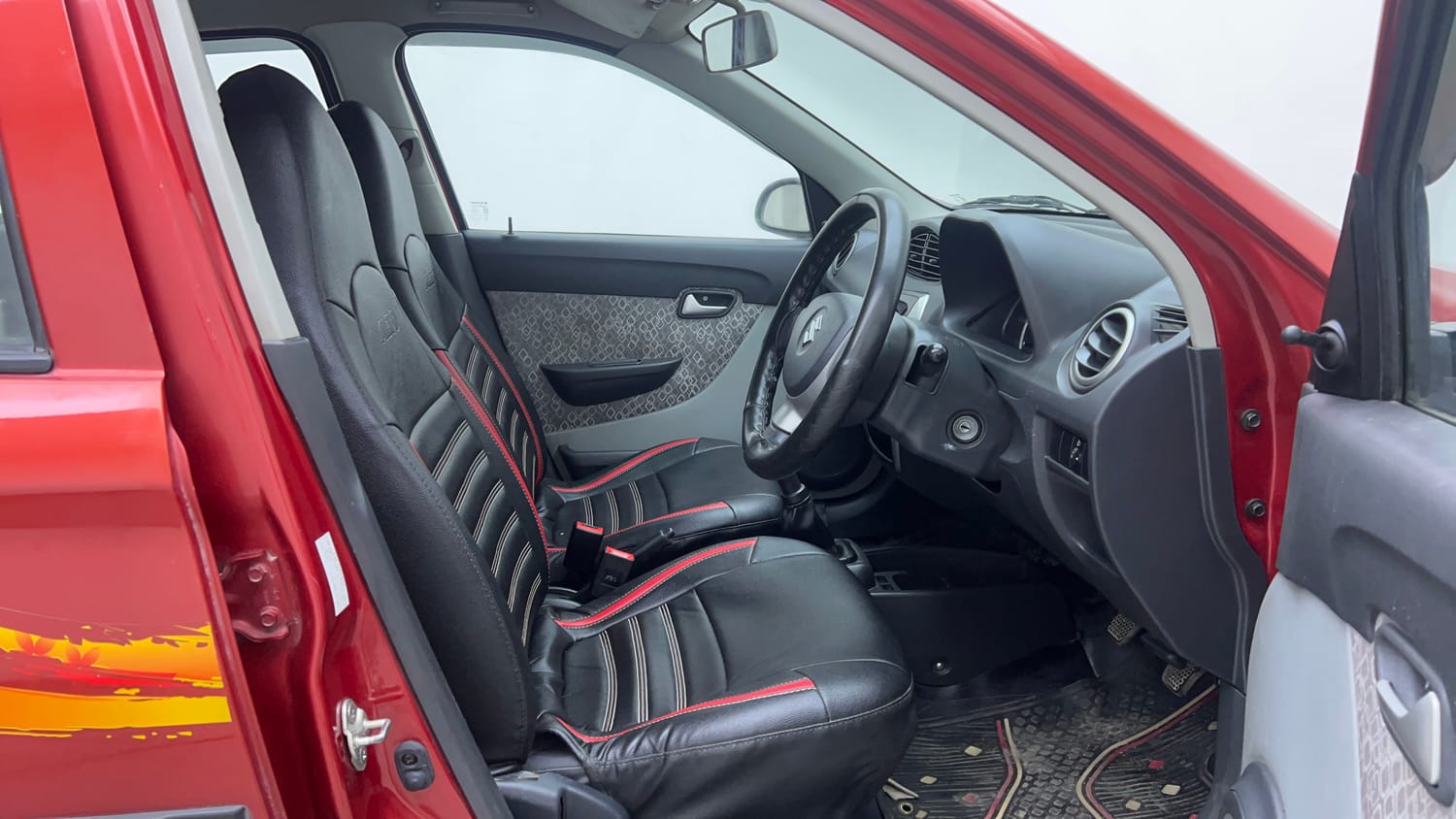 Used 2018 Maruti Suzuki Alto 800 VXi Petrol Manual interior RIGHT SIDE FRONT DOOR CABIN VIEW