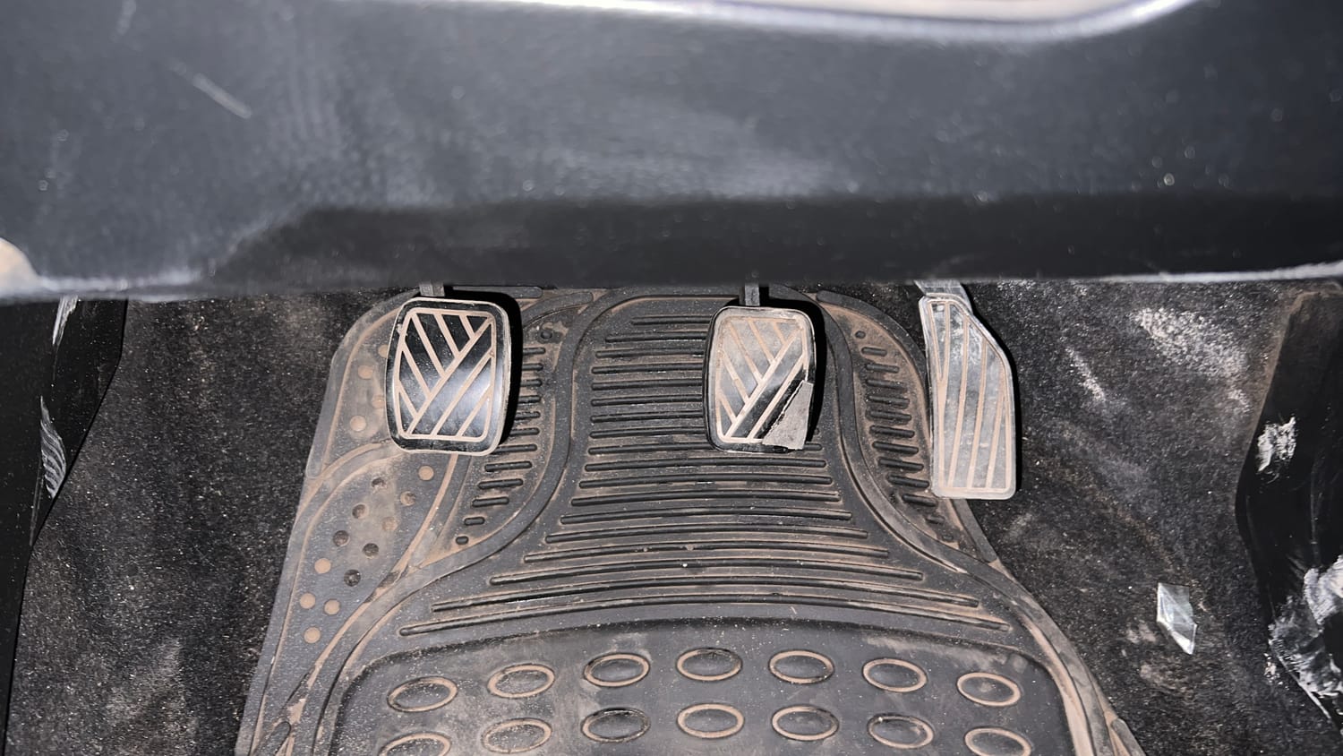 Used 2012 Maruti Suzuki Swift VXi Petrol Manual interior PEDALS VIEW