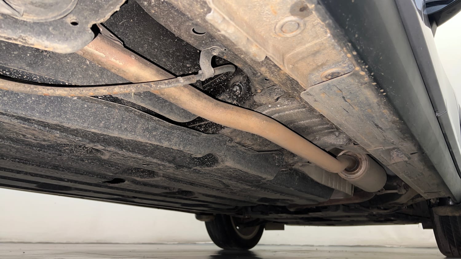 Used 2024 Honda Elevate ZX CVT Petrol Automatic extra REAR RIGHT UNDERBODY VIEW