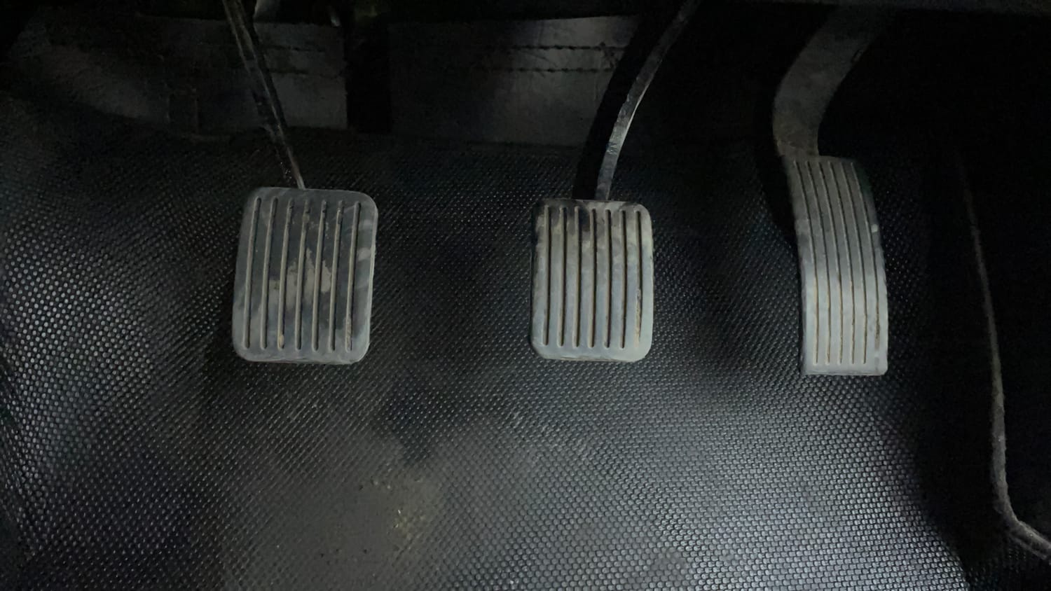 Used 2018 Hyundai Grand i10 Magna 1.2 Kappa VTVT Petrol Manual interior PEDALS VIEW