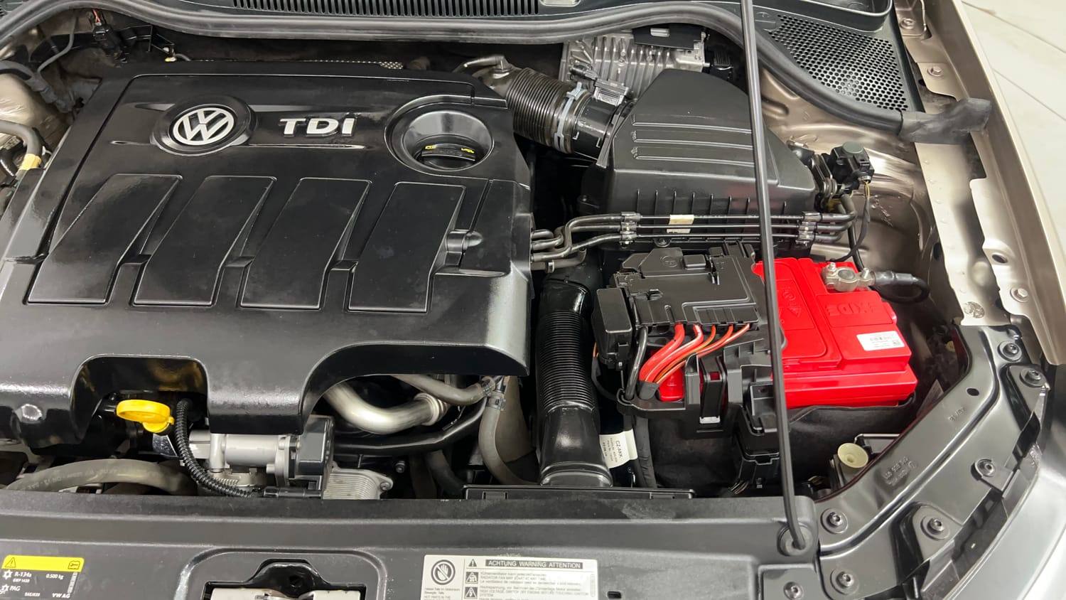Used 2019 Volkswagen Vento Highline Plus 1.5 AT (D) 16 Alloy Diesel Automatic engine ENGINE LEFT SIDE VIEW