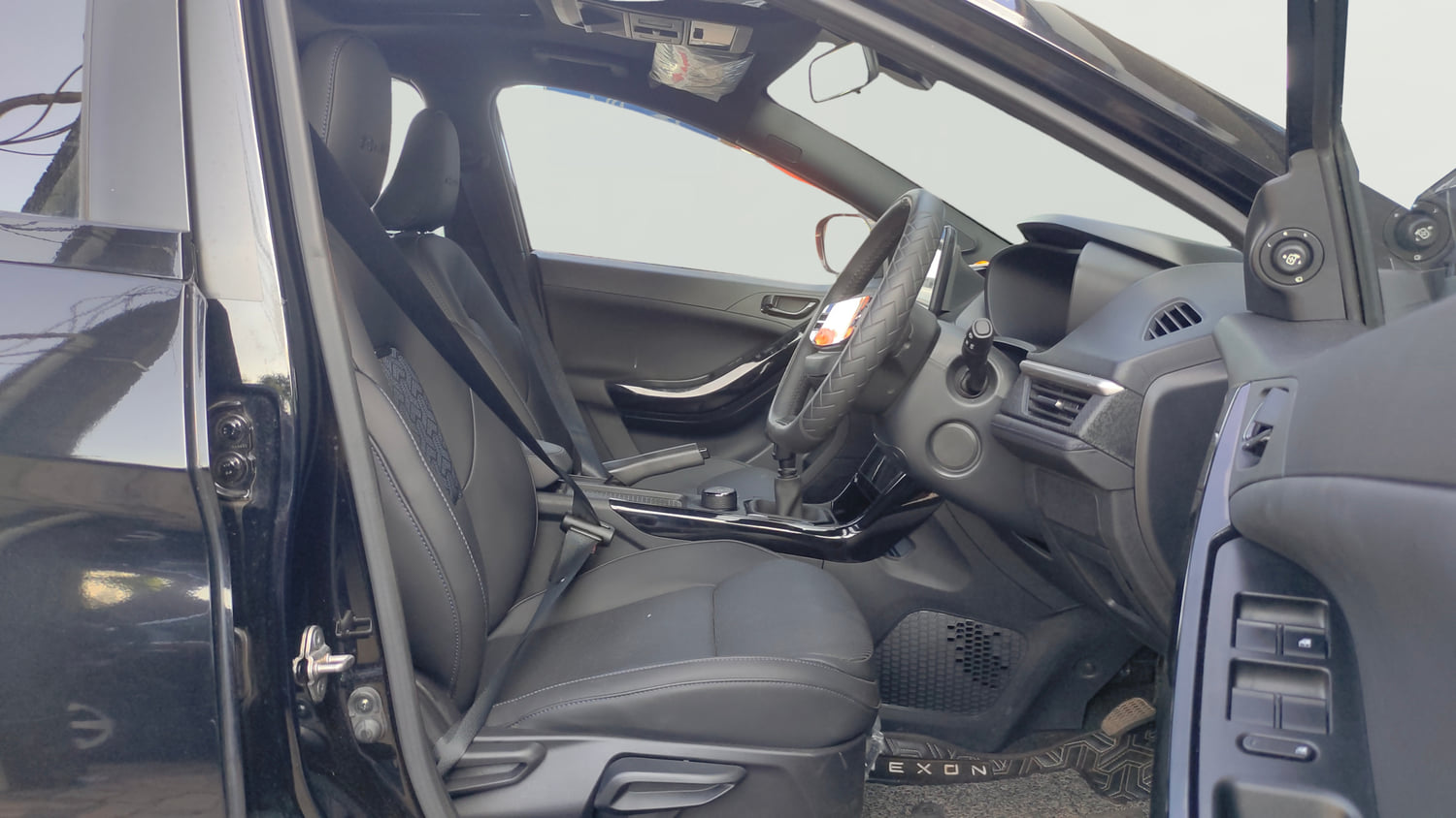 Used 2025 Tata Nexon Creative Plus (S) 1.2 Petrol 6MT Dark Edition Petrol Manual interior RIGHT SIDE FRONT DOOR CABIN VIEW